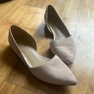 Light pink suede naturalizer flats